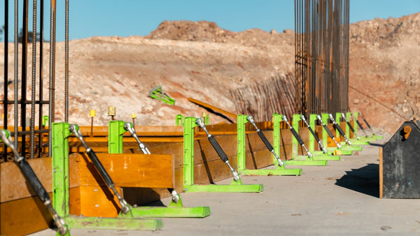 FlexEdge 600 brackets bracing a slab edge form at Kogan Creek