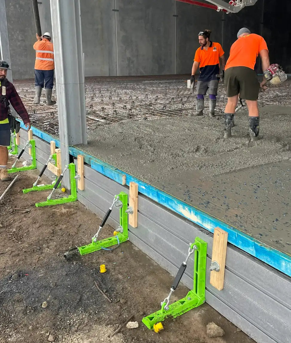 EdgePro BoardEdge FRP Edgeboard 250 (P) on formwork brackets