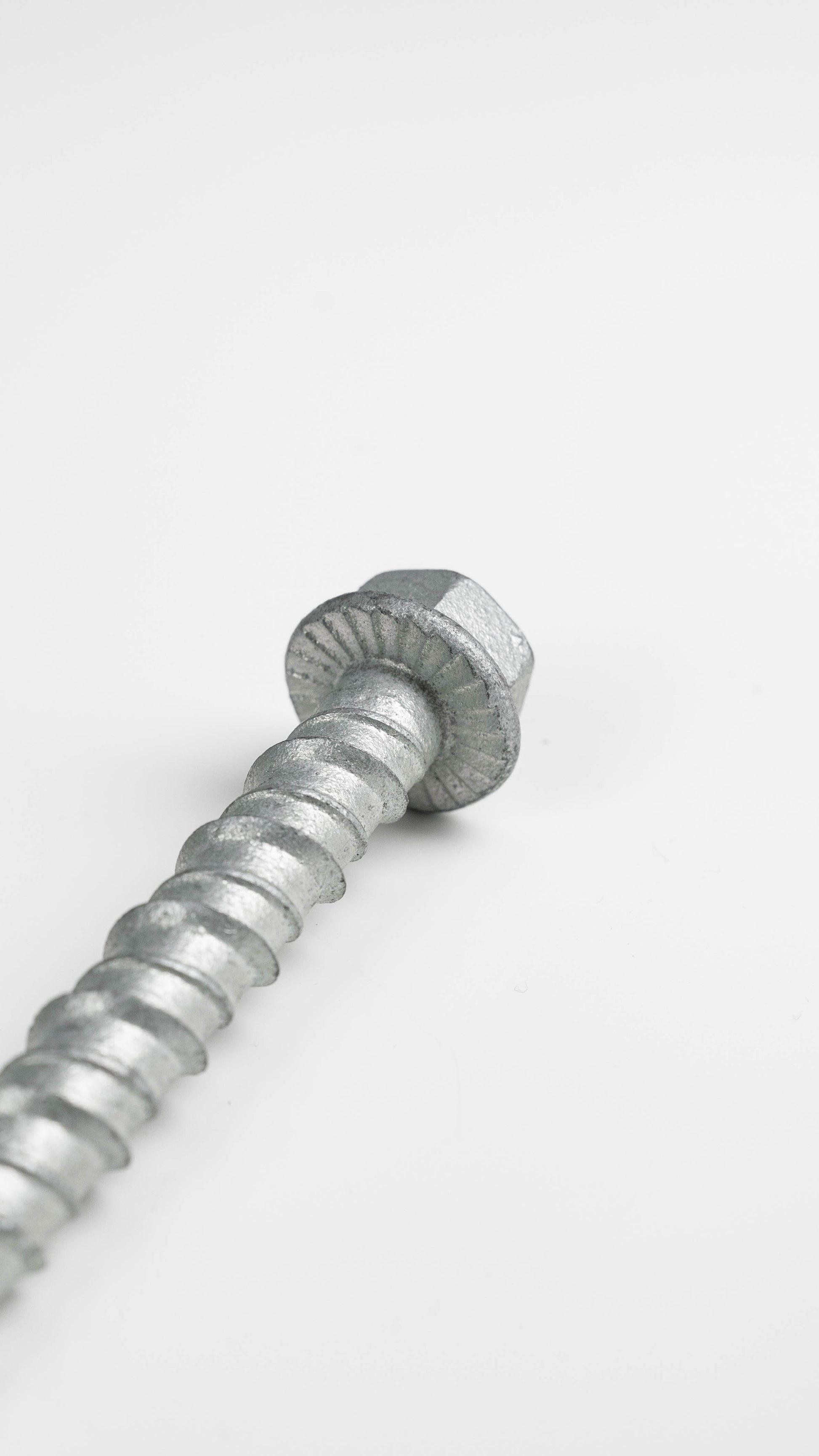 EdgePro FixEdge Concrete Bolt M12, flanged head detail