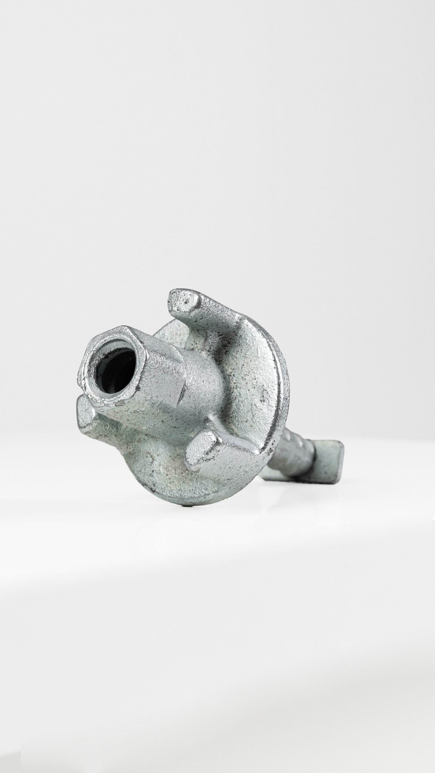 EdgePro FixEdge Z-Bar Locknut, 16mm thread bore, front view