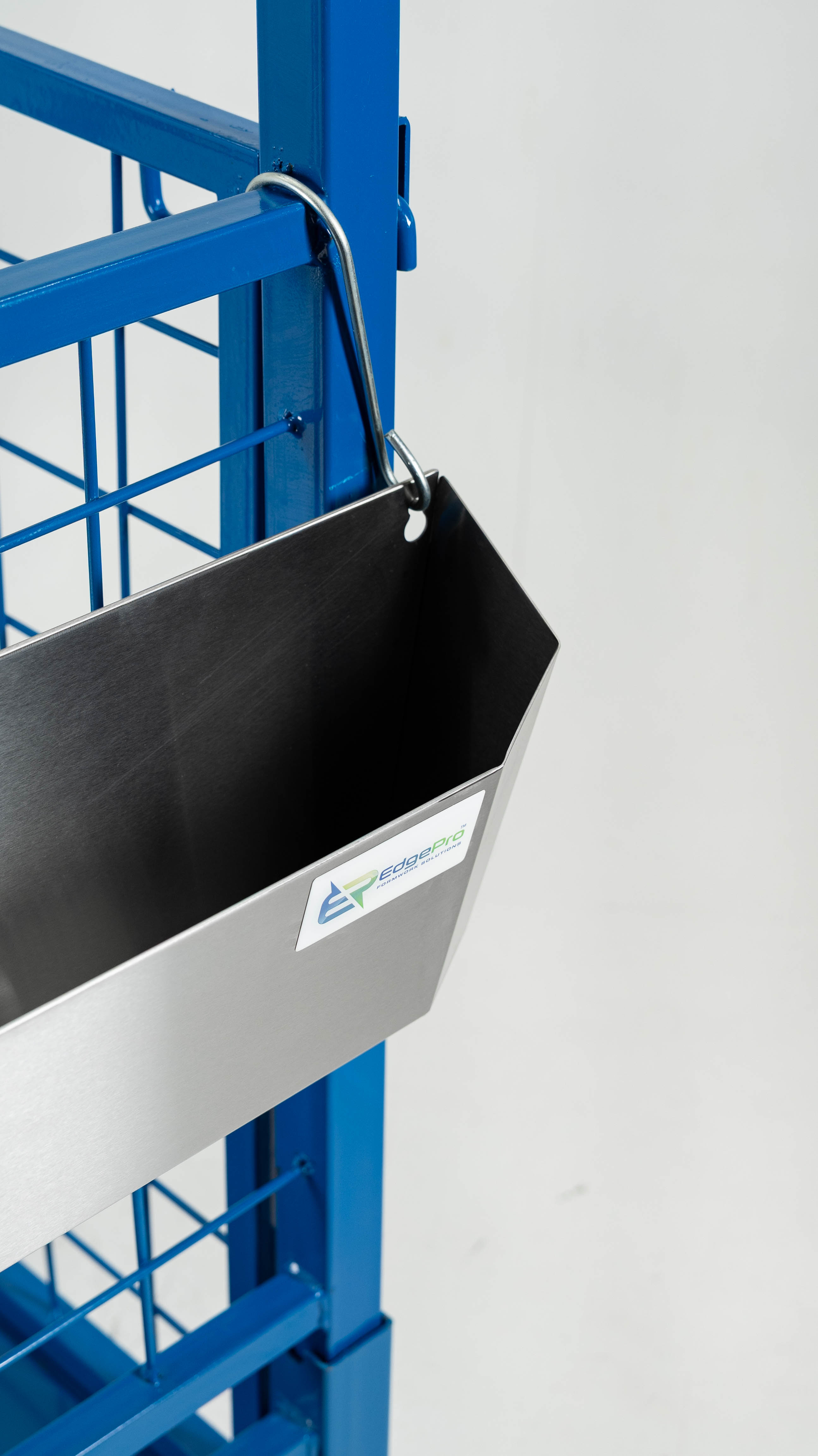 EdgePro StoreEdge Uni Basket, side hang detail